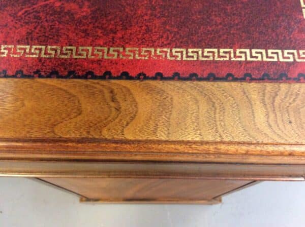 Late Victorian Walnut Pedestal Desk by Maple & Co c1890 - Image 7