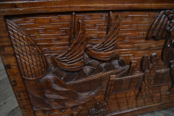 Oriental Camphor Wood Blanket / Storage Box SAI2848 - Image 37