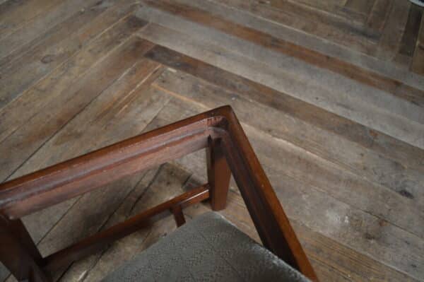 Wheeler Of Arncoach Mahogany Gossip Chair SAI1303 - Image 7