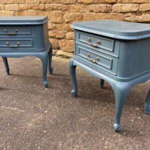 Vintage Antique French Pair Bedside Nightstand Tables bed tables Miscellaneous