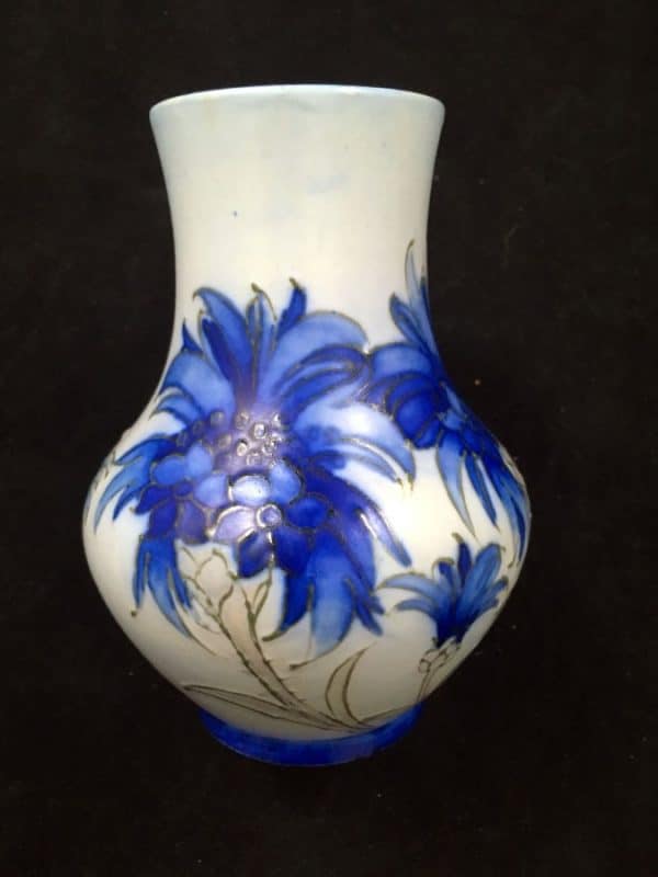 William, Moorcroft, vase