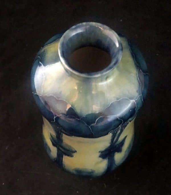 William, Moorcroft, Vase - Image 3