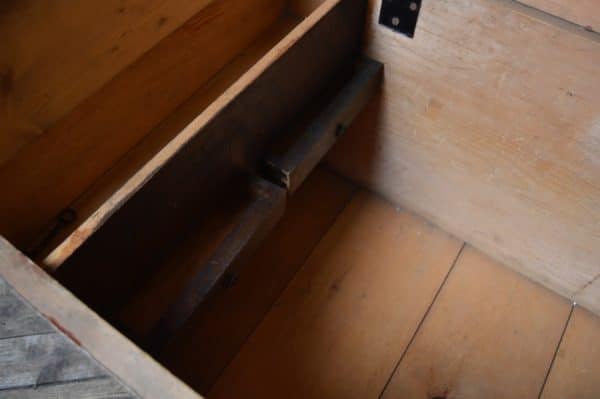 Victorian Pine Blanket Box / Storage Box SAI2870 - Image 13