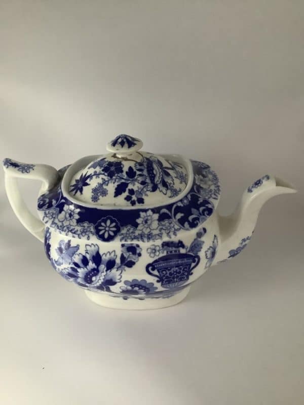 Hilditch Covered Vase Pattern Teapot Circa 1825 Chinoiserie Antique Ceramics 5