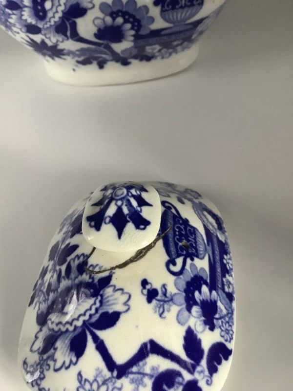 Hilditch Covered Vase Pattern Teapot Circa 1825 - Image 5
