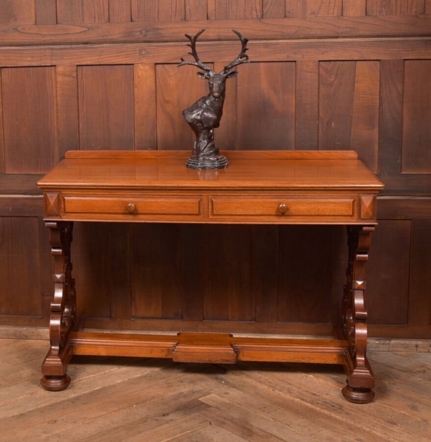Victorian Red Walnut Hall Table Thomas Colquhoun SAI2676