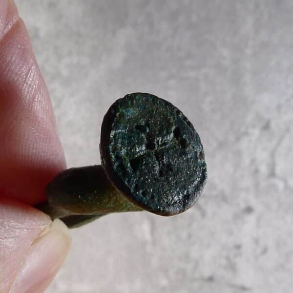 ANCIENT BYZANTINE CRUSADERS BRONZE SEAL WITH INTAGLIO CROSS (Ref: 5034) Antique Collectibles 10