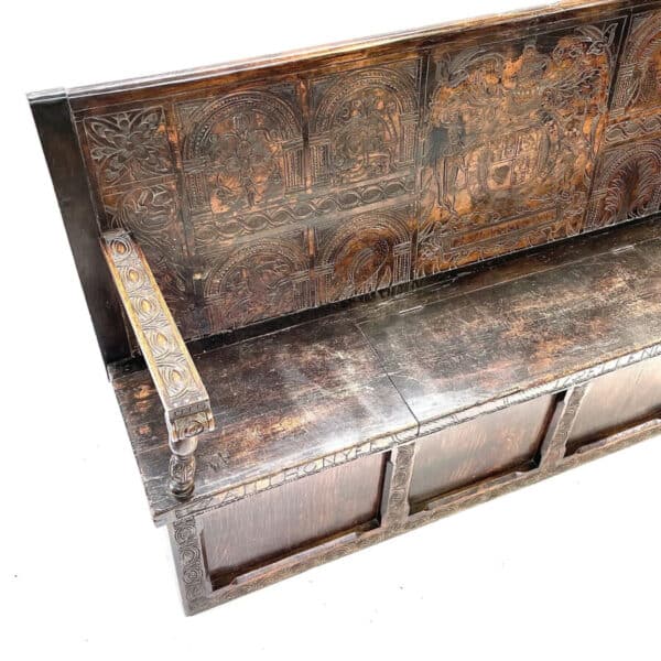 Queen Anne Period Oak Carved Coat of Arms Settle Marriage Dowry Bench, c 1700 - Image 4