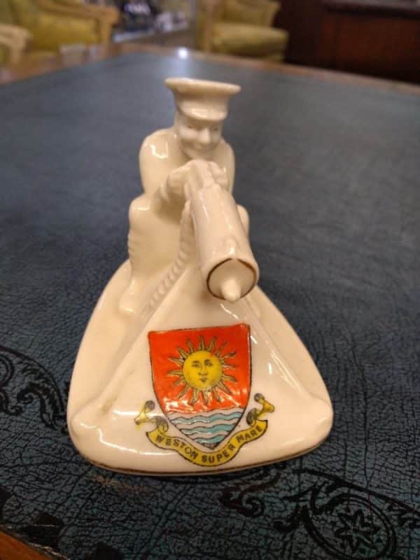 Arcadian Crest Ware Model of ‘Tommy and His Machine Gun’ crested ware Miscellaneous 4