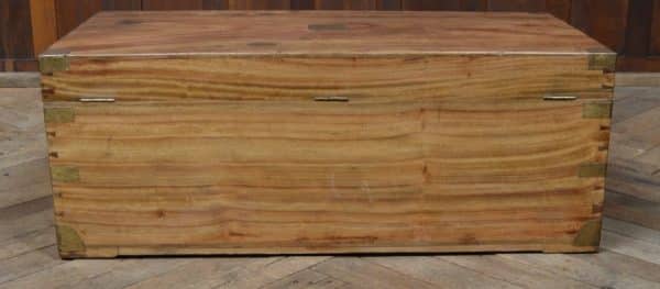 Camphor Wood Storage / Blanket Box SAI2889 Antique Chests 9