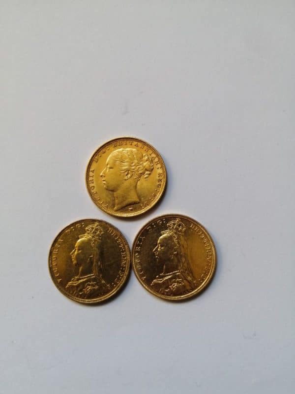 3 Queen Victoria FULL Gold Sovereigns RARE 1887 Young Head Melbourne Mint AND 1893 x2 bullion Coins 3