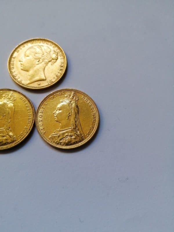3 Queen Victoria FULL Gold Sovereigns RARE 1887 Young Head Melbourne Mint AND 1893 x2 bullion Coins 6