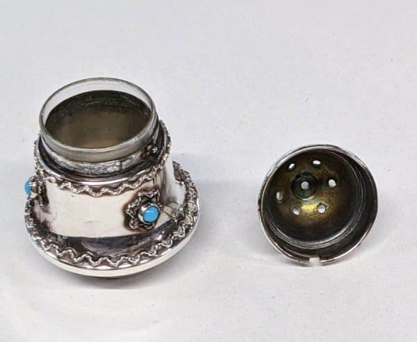 Silver Pepper pot - Image 6