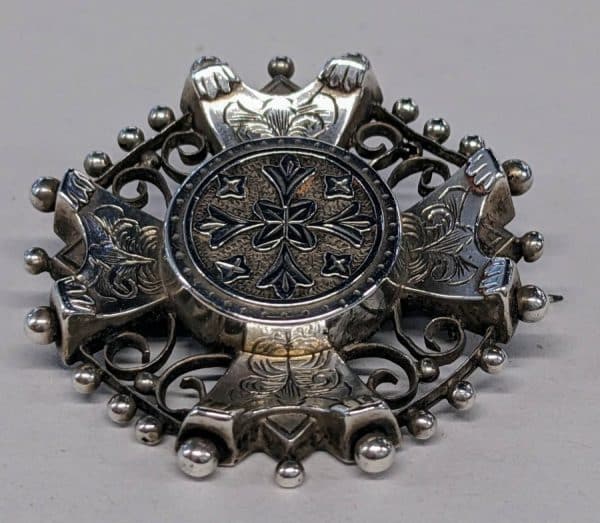 Star Brooch - Image 2
