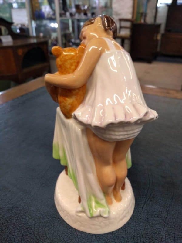 'And One For You' Royal Doulton Figure - Image 4