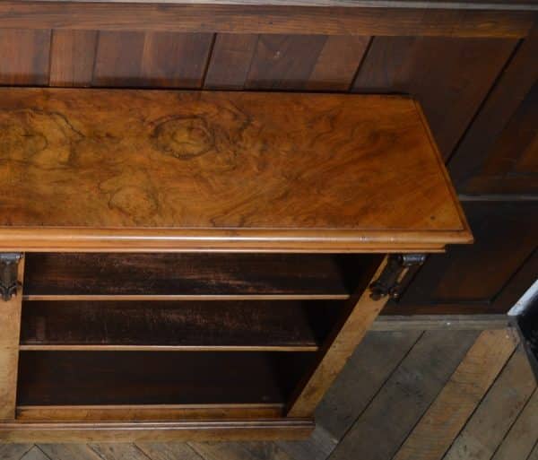 Victorian Walnut Bookcase/ Display Cabinet SAI2927 Antique Bookcases 15