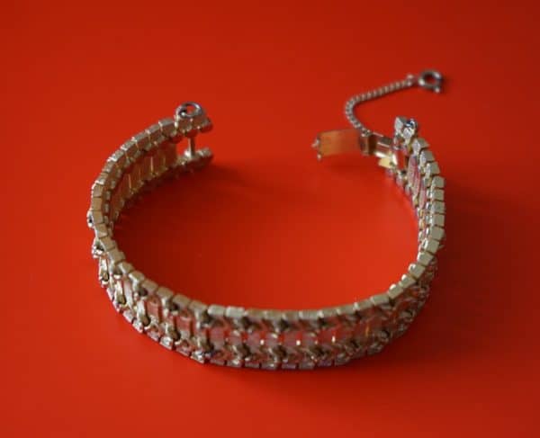 Vintage Quality Ornate Wide Gold Tone Bracelet with Safety Chain Boxed - Ideal Gift - Image 5