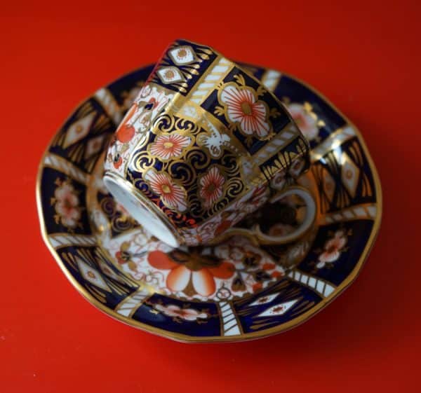 C.1921 Royal Crown Derby Imari Fluted Cup & Saucer – Collectable Antique Royal Crown Derby Antique Ceramics 3