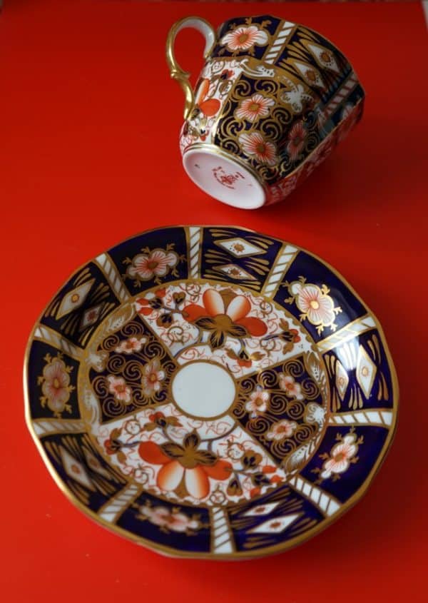 C.1921 Royal Crown Derby Imari Fluted Cup & Saucer – Collectable Antique Royal Crown Derby Antique Ceramics 5