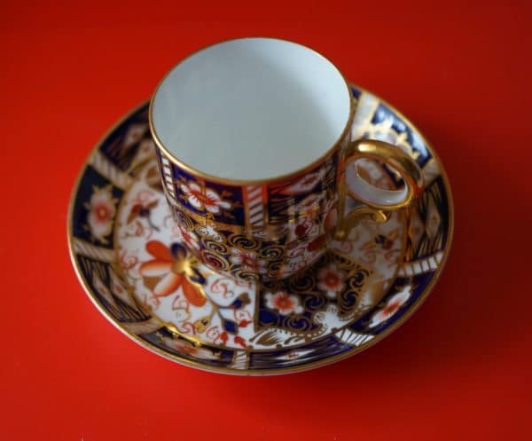 C 1924 Royal Crown Derby Miniature Imari Coffee Can & Saucer – Porcelain / Bone China Continental Trinket Box Antique Ceramics 3