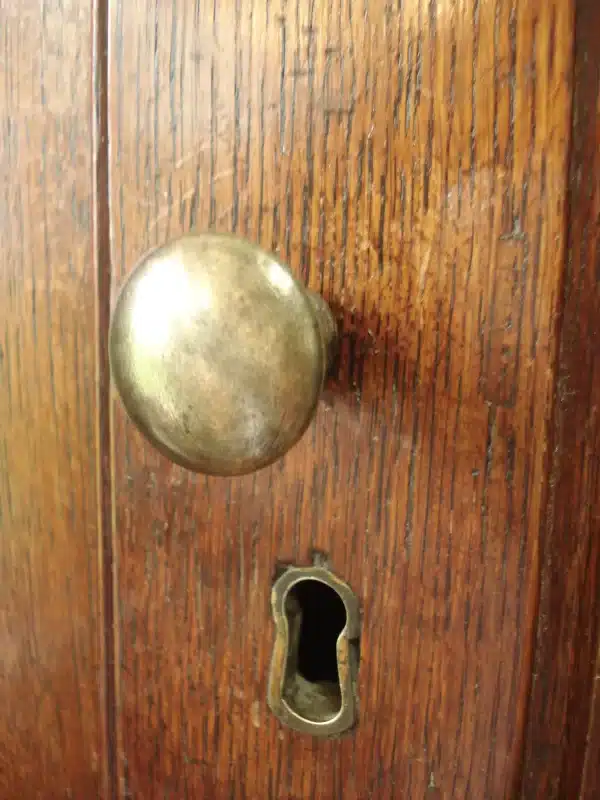 Period Oak Two Door Wall Cupboard - Image 2