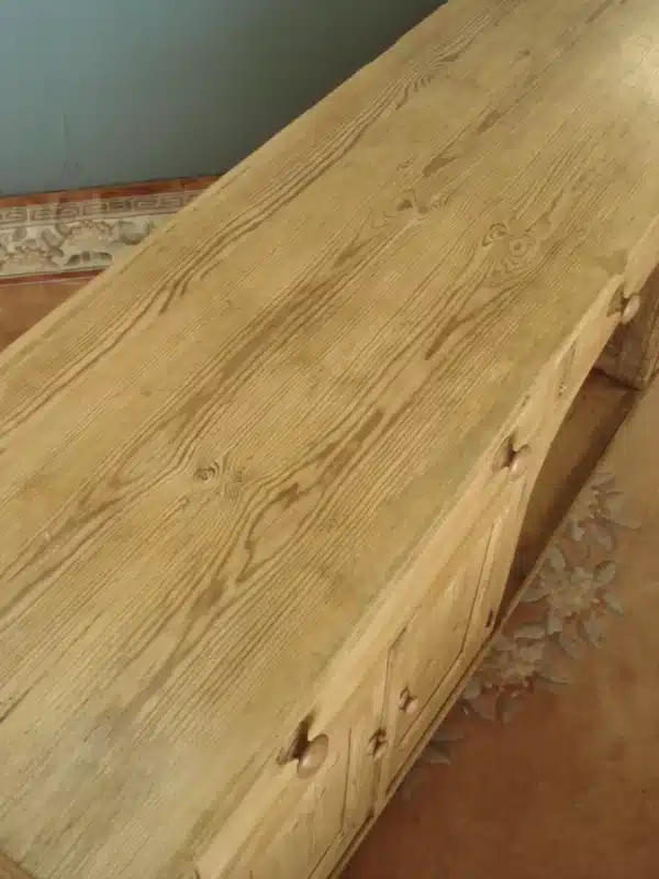 Very Good Georgian Dresser Base - Image 2