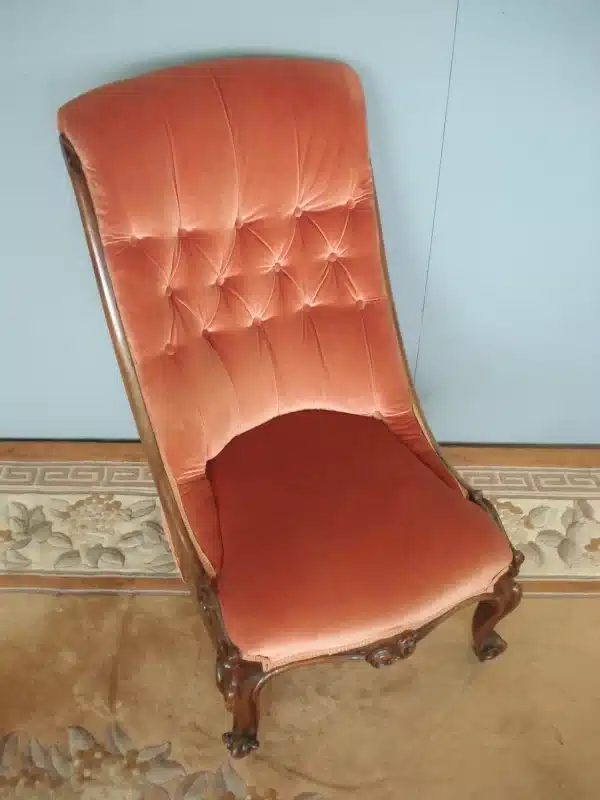 Ornately carved button back nursing chair - Image 5