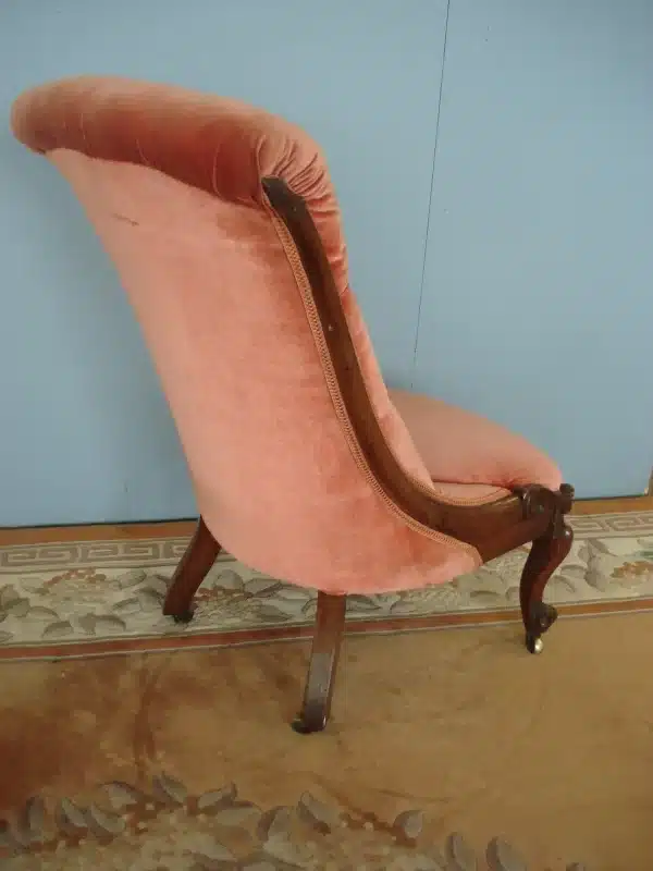 Ornately carved button back nursing chair - Image 4