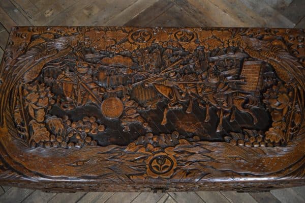 Chinese Camphor Wood Blanket / Storage Box SAI2940 - Image 10