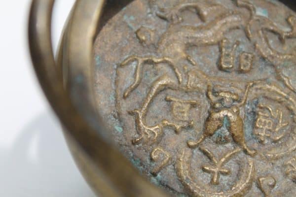 Chinese Bronze Censer. Xuande Tripod Portable censer with dragon seal - Image 13