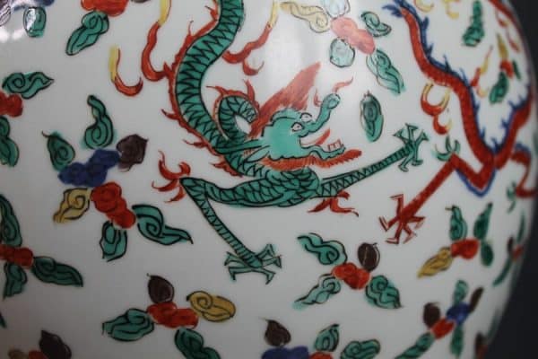 Chinese Dragon Vase - Image 6
