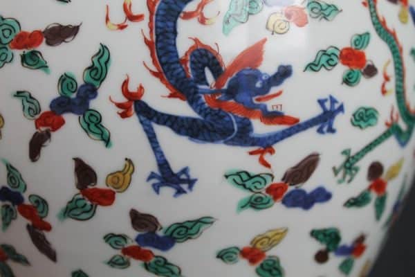 Chinese Dragon Vase - Image 7
