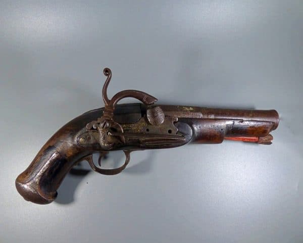Fine Belt Pistol, Complete with original hanger, Percussion fire, 18th century, (Ref 40764) antique belt pistol Military & War Antiques 7