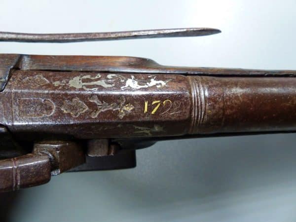 Fine Belt Pistol, Complete with original hanger, Percussion fire, 18th century, (Ref 40764) antique belt pistol Military & War Antiques 12