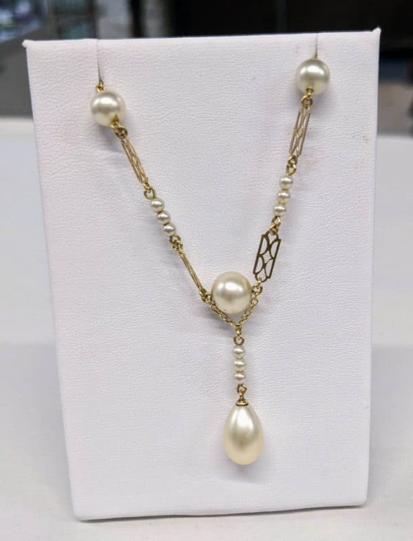 Pearl and Gold Pendant vintage pearl necklace Miscellaneous 3