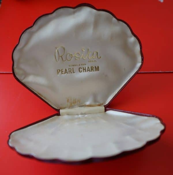 One Size Vintage Rosita Boxed Faux Pearl Necklace With Push / Pull Fastener - Image 5