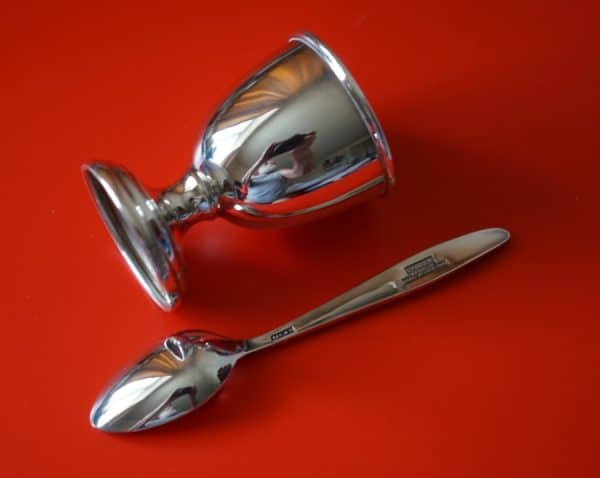 Lovely Vintage E P N S Boxed Egg Cup & Spoon Set – Christening / Baby Shower Antique Silver Plated Pierced Fish Set Antique Silver 7