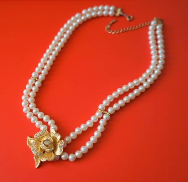 Vintage Simulated Two Strand Pearl Necklace & Pendant With Extension Lotus Boxed Pearl Necklace Antique Jewellery 5