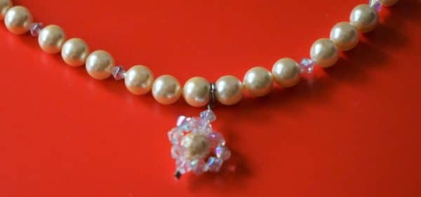 Rosita Single Strand Simulated Graduated Pearl & Crystal Necklace & Earrings Boxed - Image 2