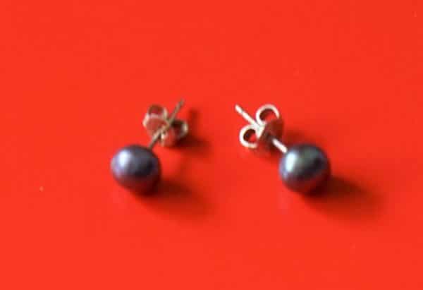 Black Pearl Necklace & Earrings Boxed Set - Ideal Gift - Image 2