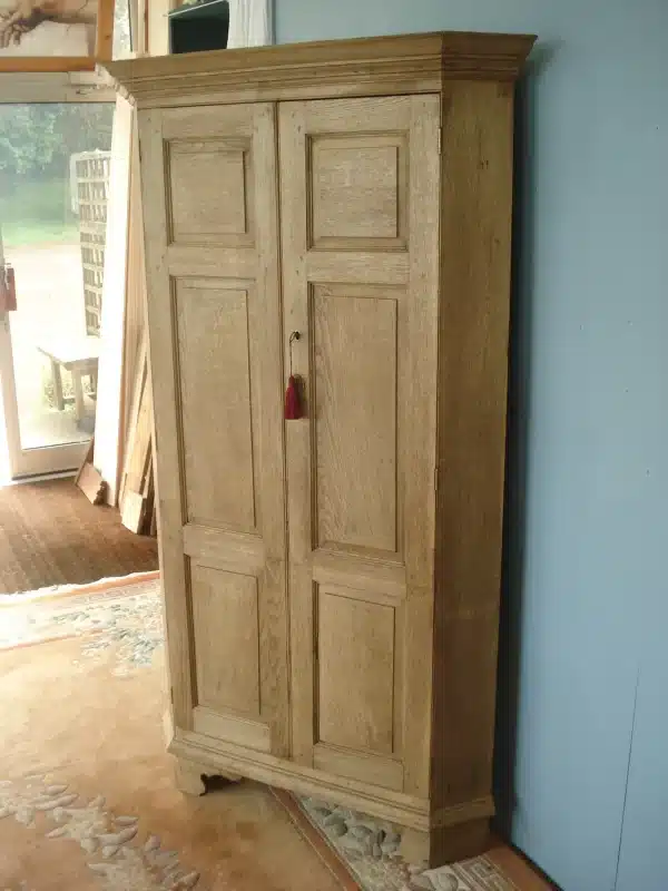 Freestanding 19th Century Bare Oak two door corner cupboard/ Hall cupboard Antique Cupboards 10