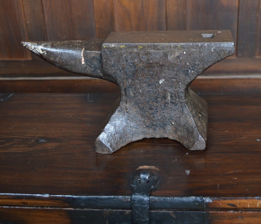 Blacksmiths Cast Iron Anvil SAI2953 Antiques To Buy