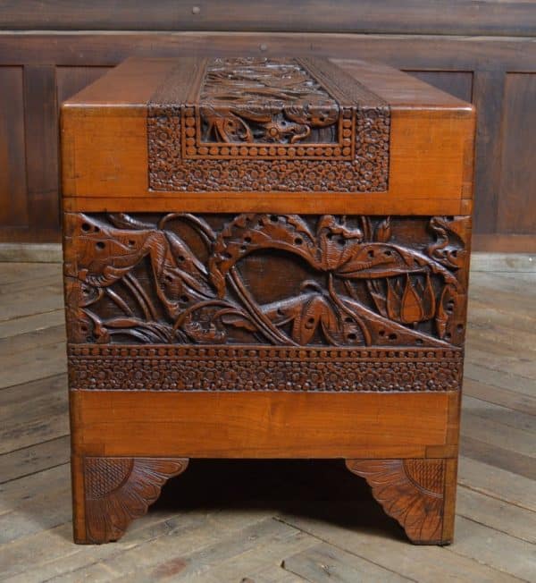 Oriental Camphor Wood Blanket / Storage Box SAI2951 Antique Boxes 7