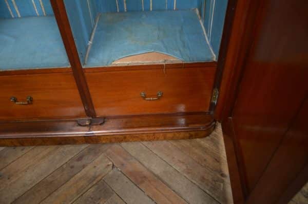 Victorian Walnut Robe SAI2952 - Image 9