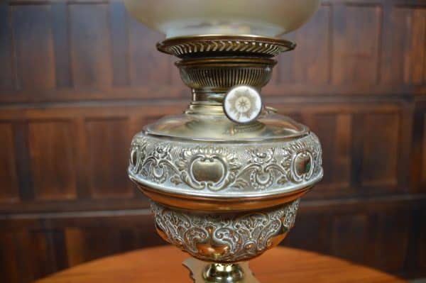 Victorian Brass Paraffin/ Oil Lamp SAI2959 - Image 3
