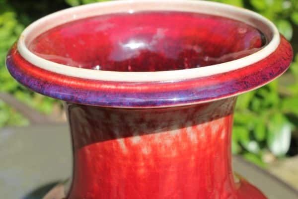 Qing dynasty Chinese Sang de boeuf vase. No 2 of 2 available - Image 5