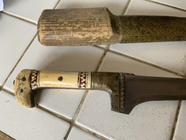 Tribal Dagger Far Eastern origins. Antique Knives 20
