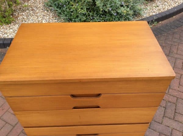 Uniflex Chest of Drawers 1960’s chest of drawers Antique Chest Of Drawers 9