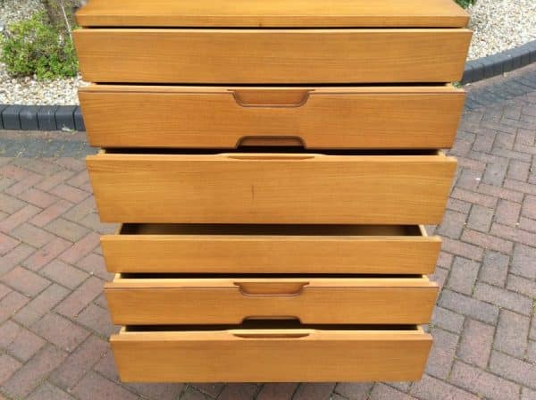 Uniflex Chest of Drawers 1960’s chest of drawers Antique Chest Of Drawers 10