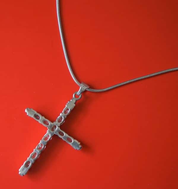 925 Silver Gem Set Crucifix Pendant - Boxed - Image 2